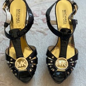 Michael Kors heels 8.5